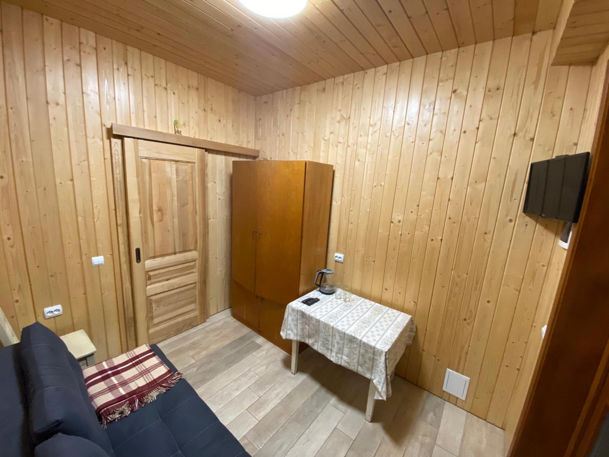 Садиба У Дохтора Відпочинок У Карпатах Golubinoye Exterior foto