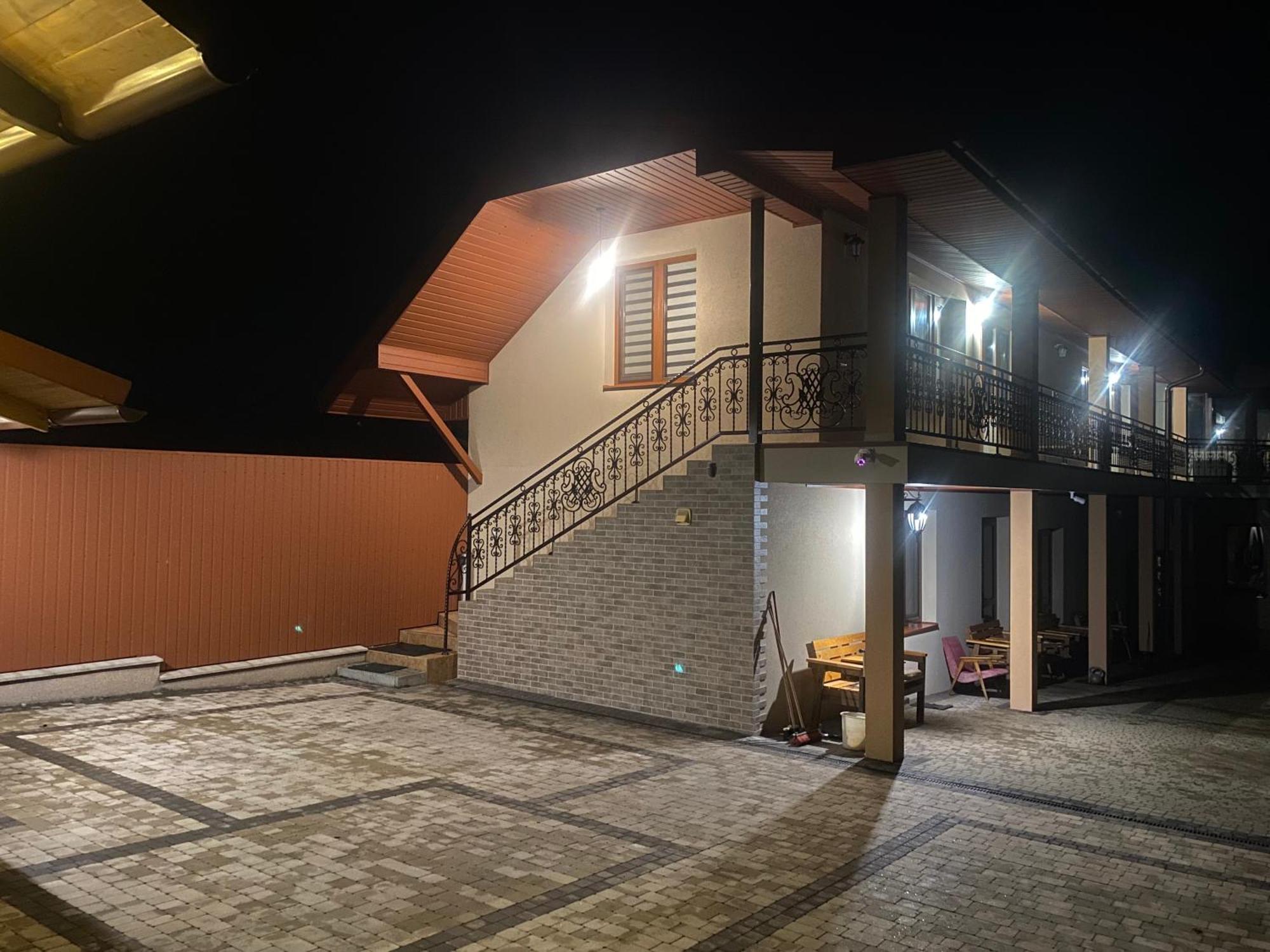 Садиба У Дохтора Відпочинок У Карпатах Golubinoye Exterior foto