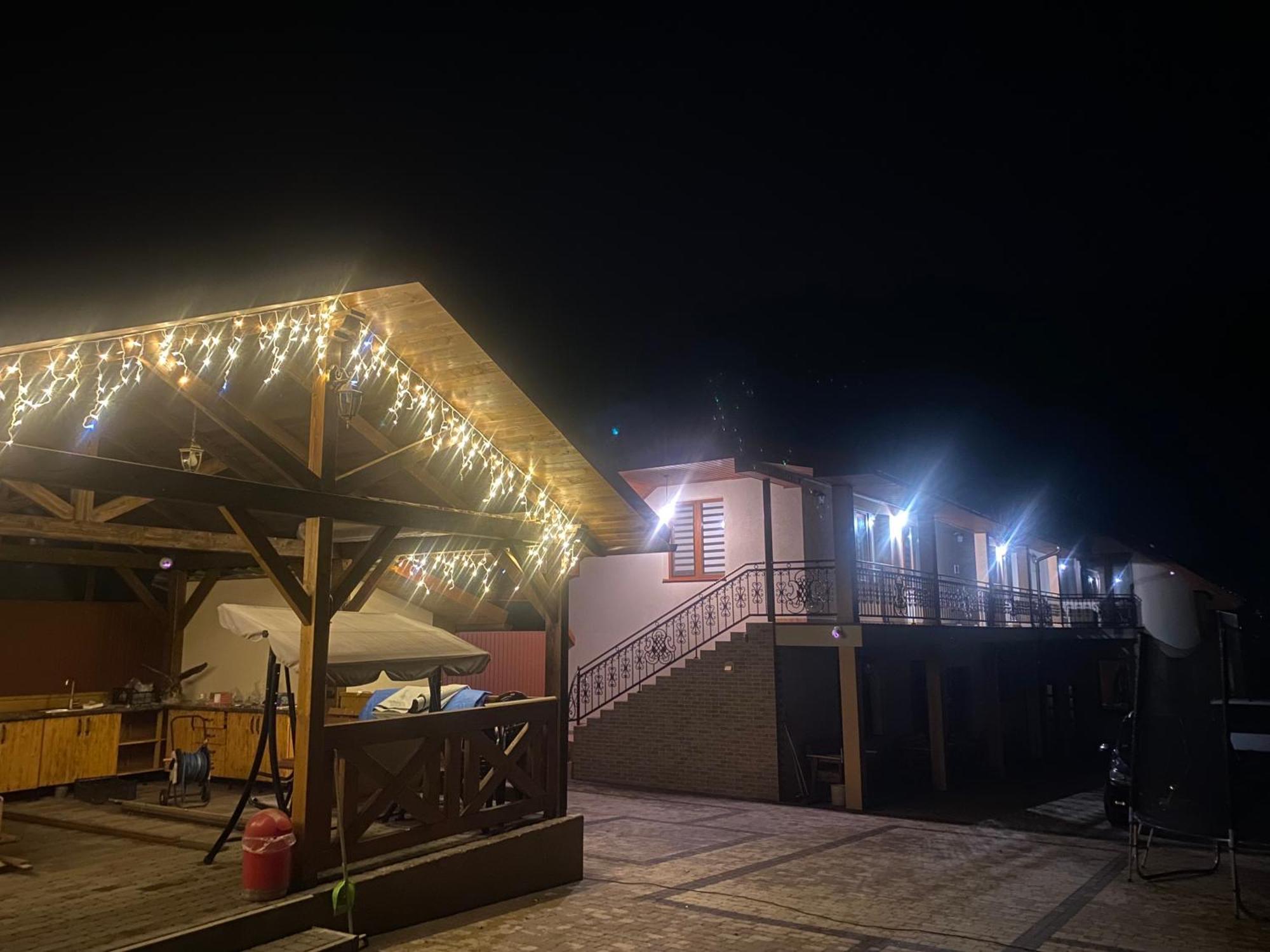 Садиба У Дохтора Відпочинок У Карпатах Golubinoye Exterior foto